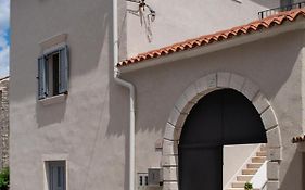 Moderno 3 Casa Vecchia